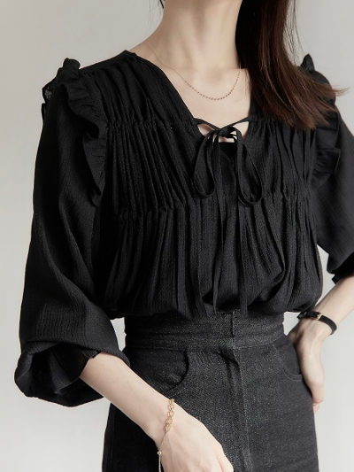 yRE ARRIVALz ribbon gather blouse / black