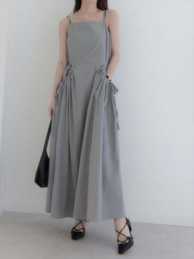 yNEWzribbon drawstring pocket dress / grey